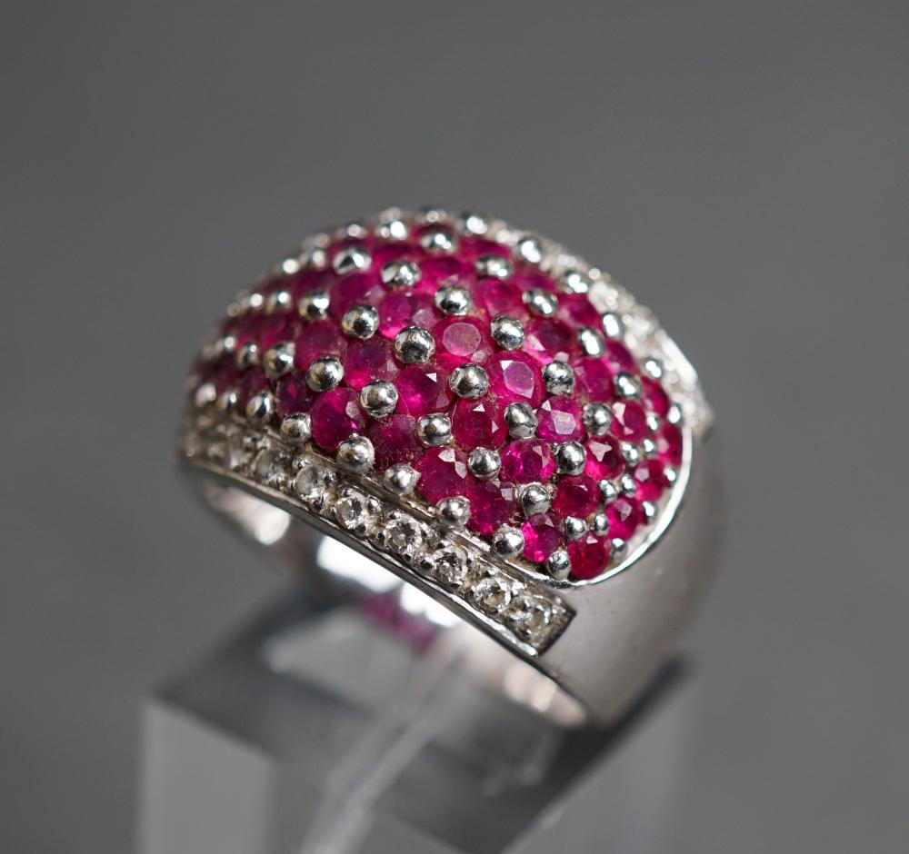 LE VIAN 14 KARAT WHITE GOLD RUBY 32f137