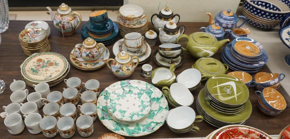 COLLECTION OF JAPANESE PORCELAIN