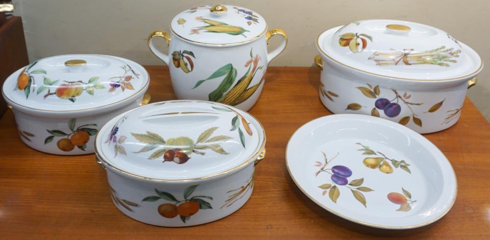 FOUR ROYAL WORCESTER EVESHAM COVERED