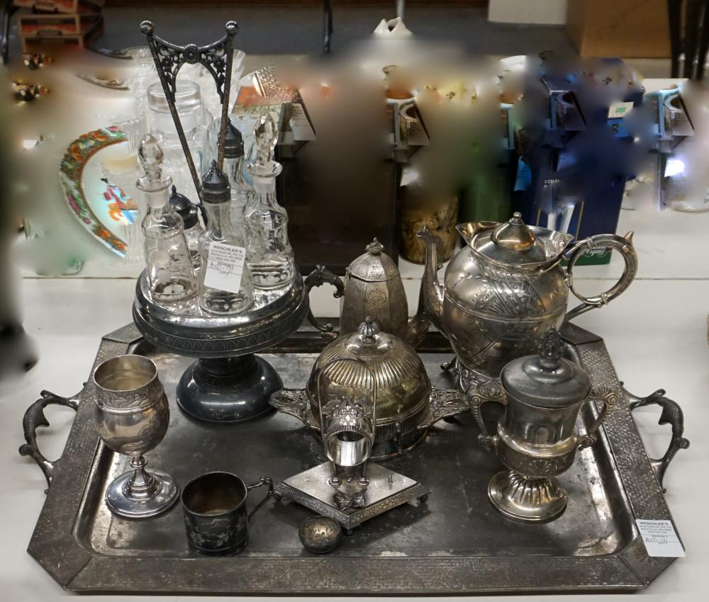 GROUP OF ASSORTED AESTHETIC SILVERPLATE 32f409