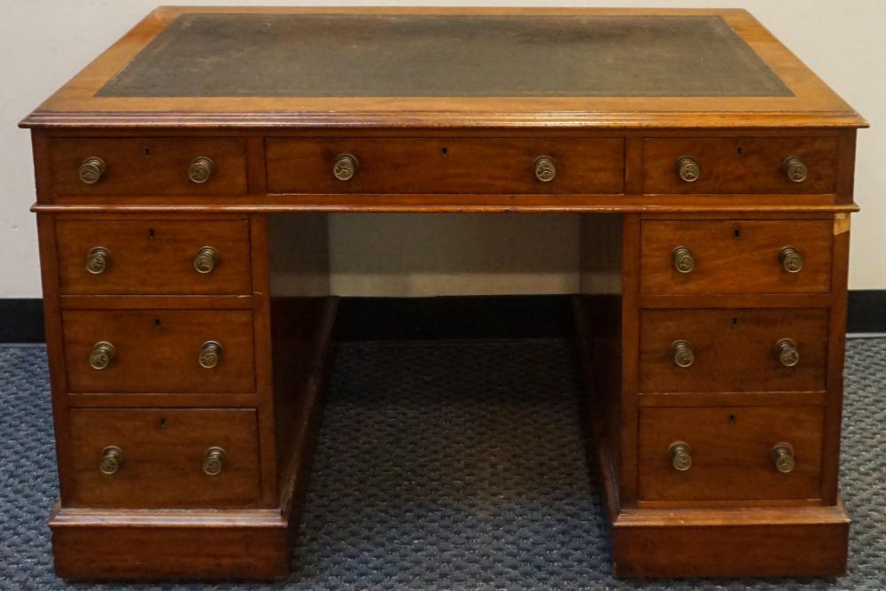 GEORGIAN STYLE MAHOGANY TWO PEDESTAL