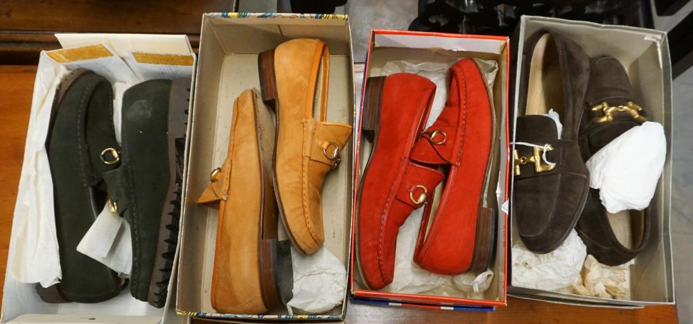 FOUR PAIRS GUCCI SUEDE SHOES SIZE  32f482