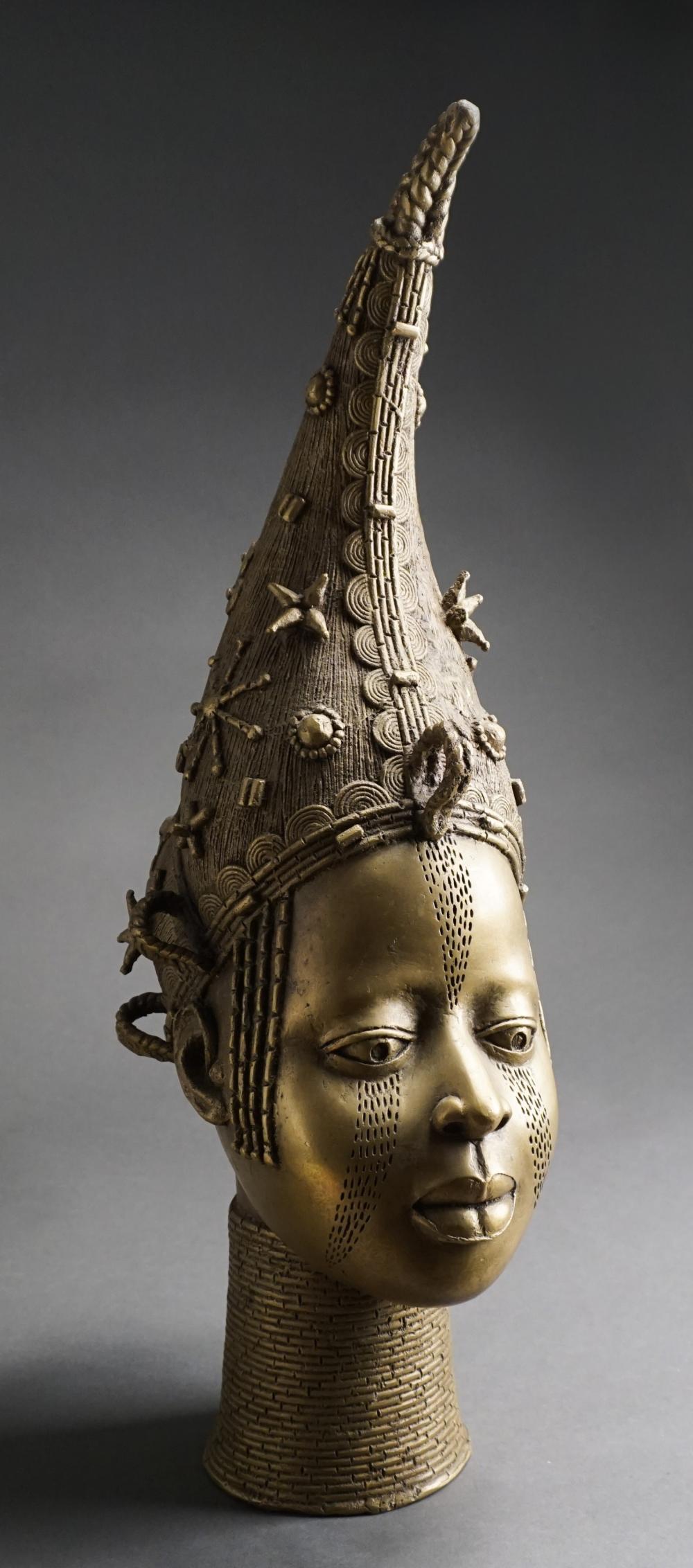 AFRICAN SCHOOL, BUST OF A FEMALE