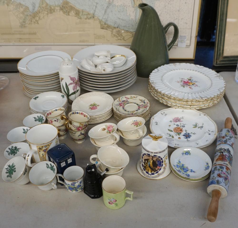 COLLECTION OF ASSORTED CERAMIC