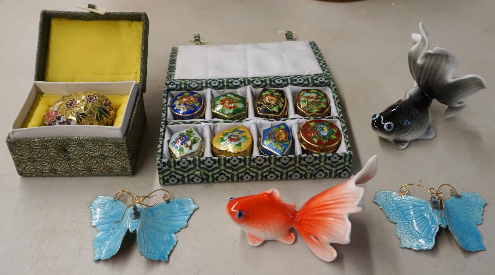 COLLECTION OF JAPANESE AND ENAMEL