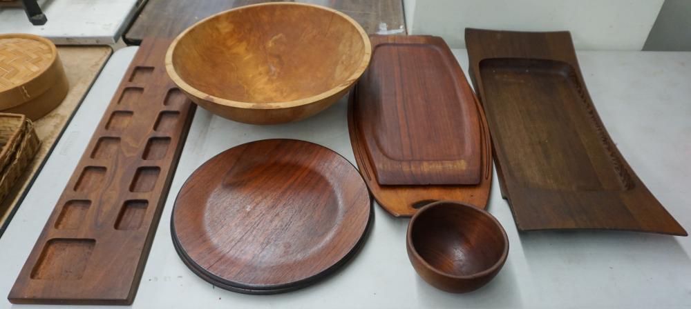 GROUP WITH TEAK AND OTHER WOOD