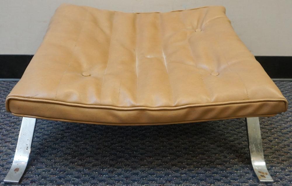 BEIGE LEATHER UPHOLSTERED CHROME