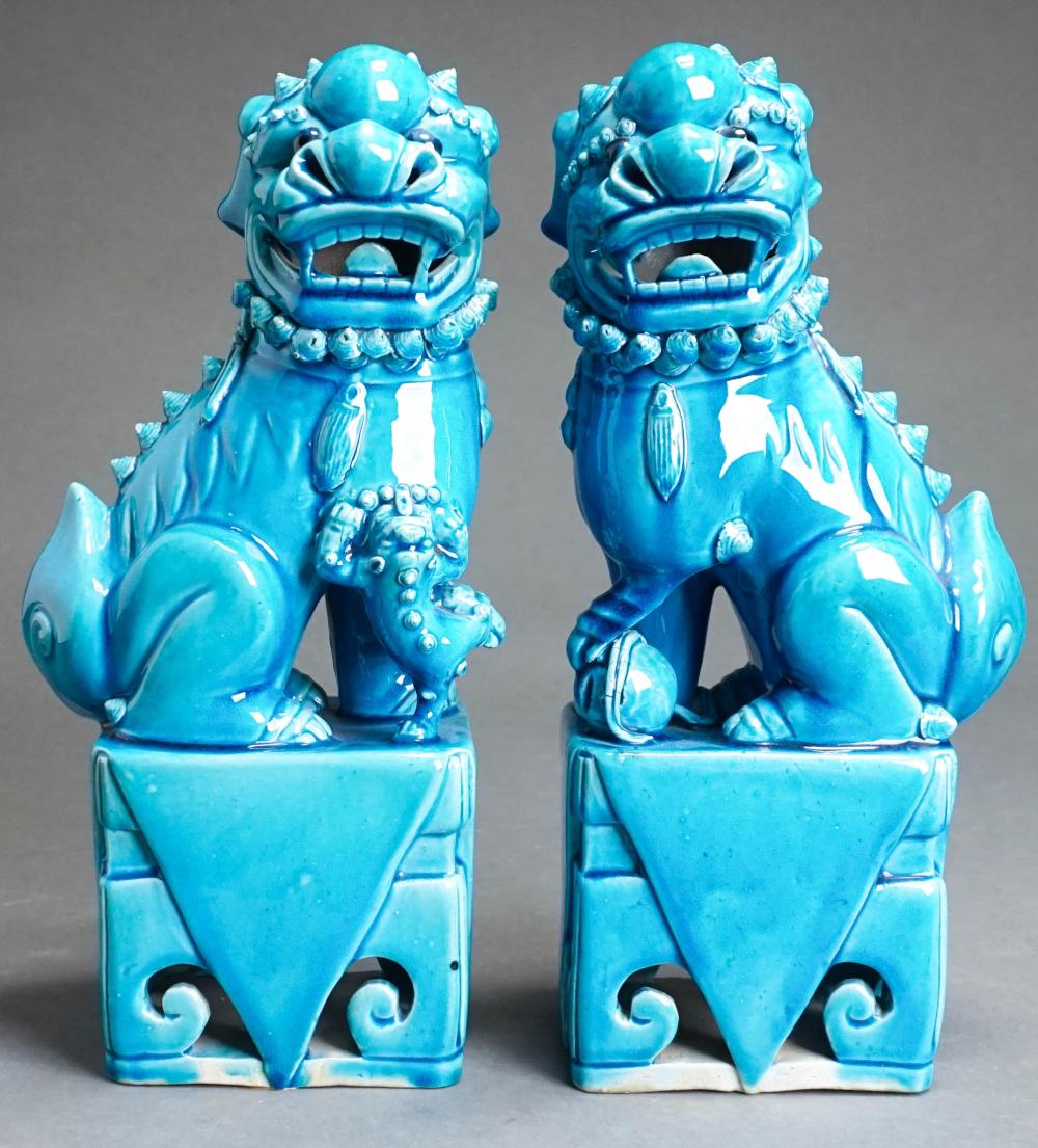 PAIR CHINESE TURQUOISE GLAZED CERAMIC 32d122