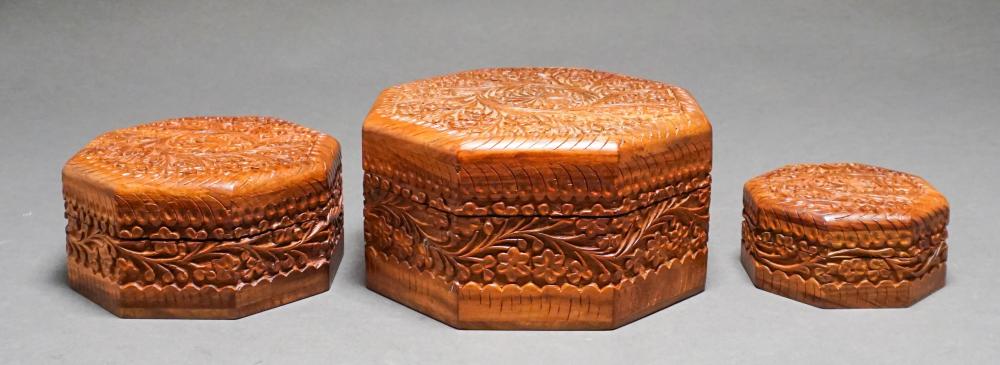 SET OF THREE ASIAN CARVED WOOD 32d165