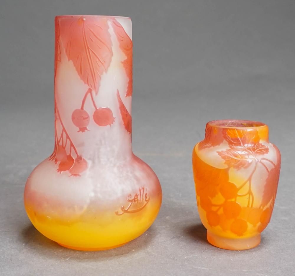TWO CAMEO GLASS VASES, H OF TALLER: