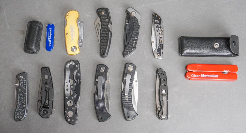 COLLECTION OF 12 POCKET KNIVESCollection 32d1c4