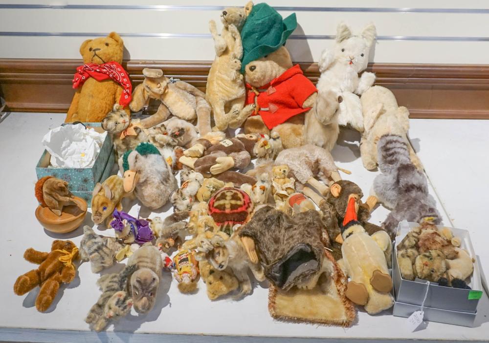COLLECTION WITH STEIFF STUFFED