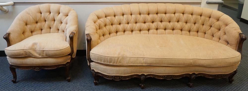 PROVINCIAL STYLE MAHOGANY TUFTED