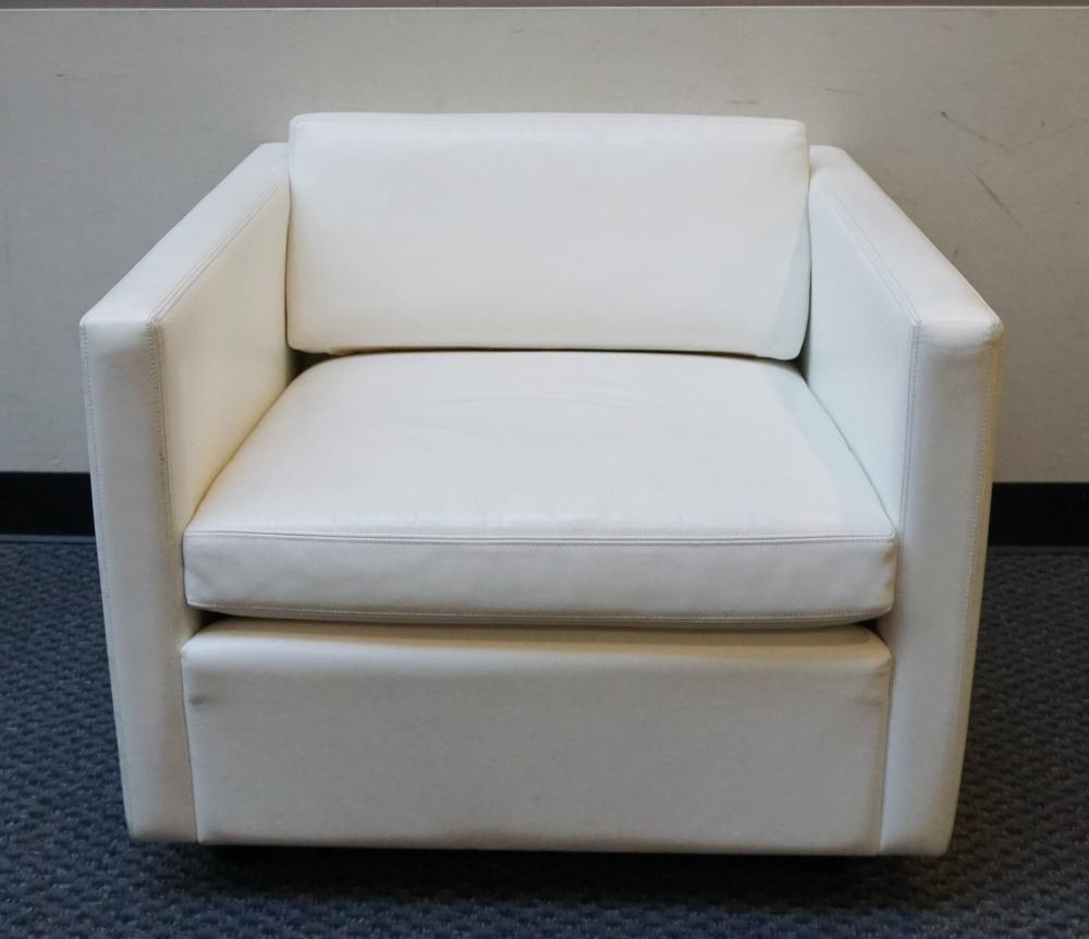 MODERNIST WHITE LEATHER CLUB CHAIRModernist 32d28d