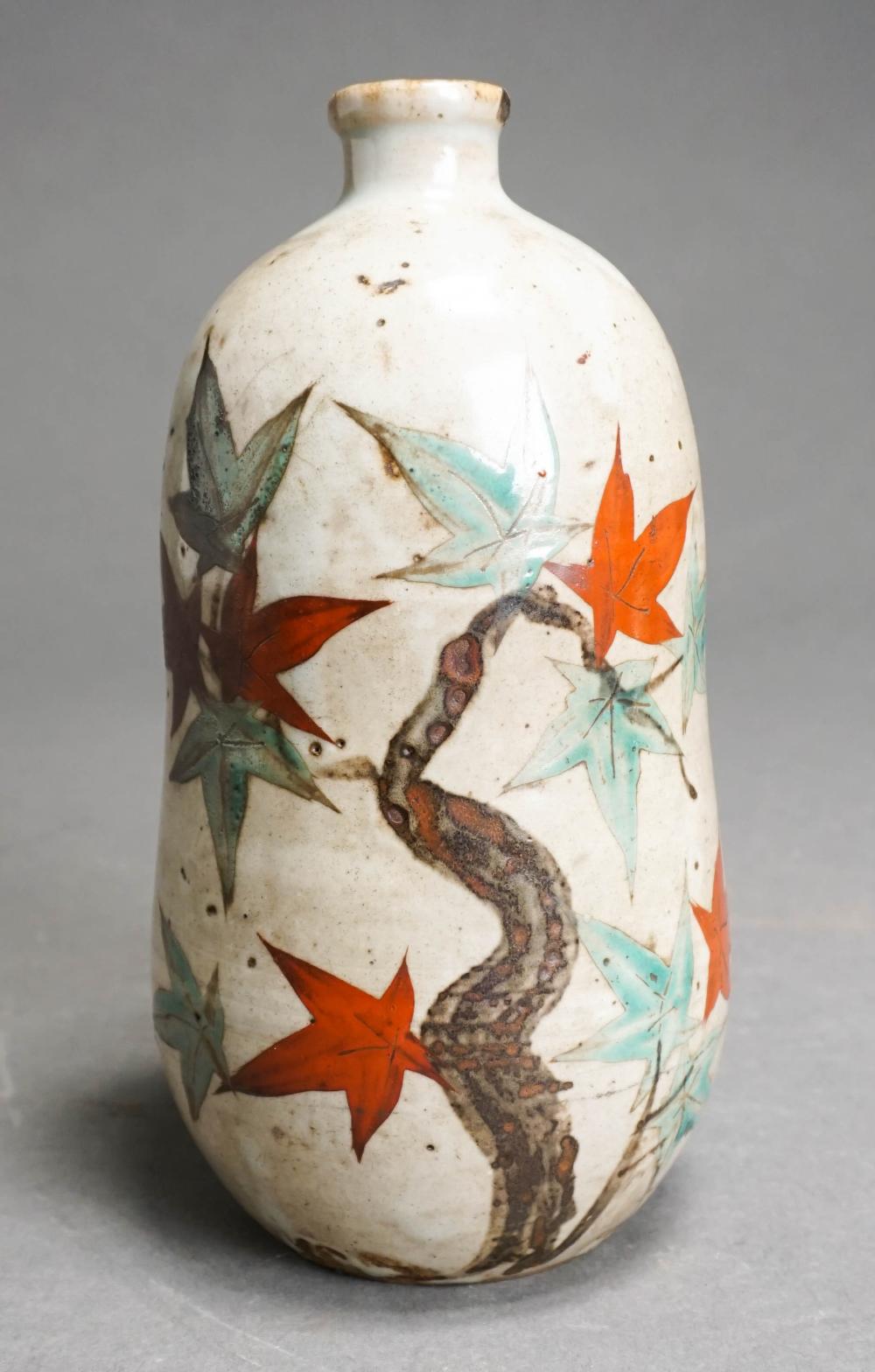 JAPANESE STUDIO DECORATED GLAZED 32d312