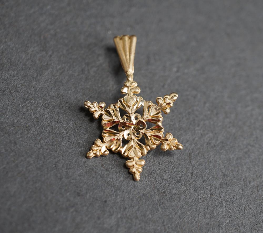 14-KARAT YELLOW-GOLD SNOWFLAKE