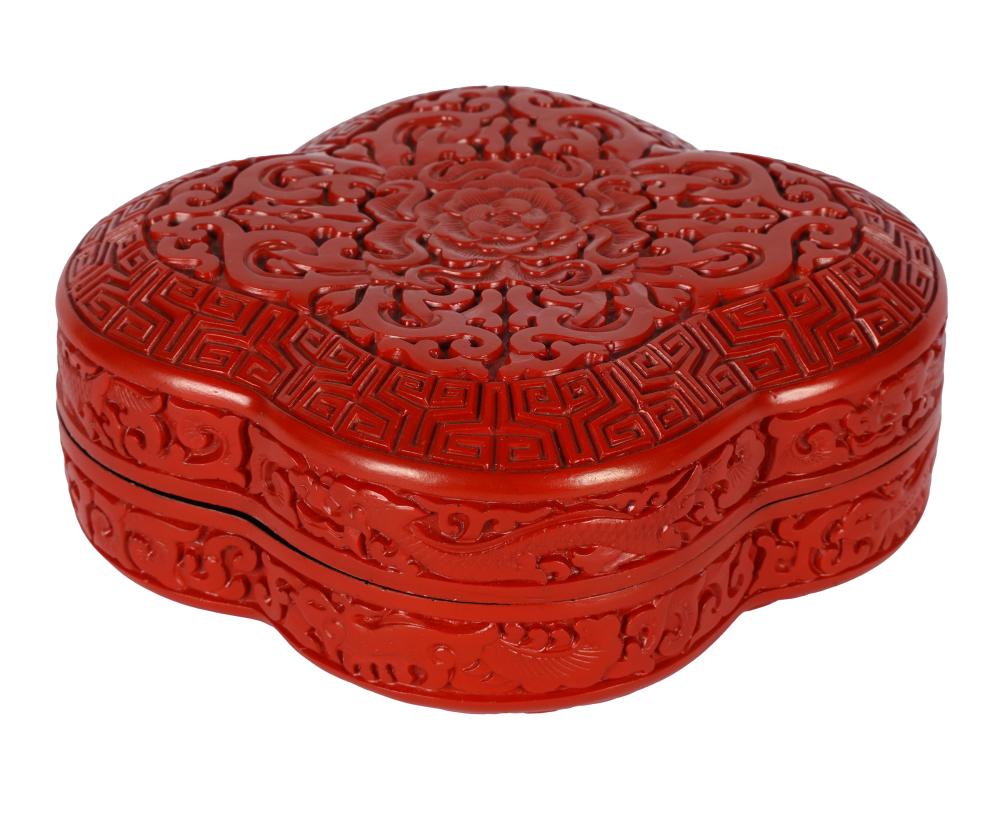 CHINESE CINNABAR COVERED BOXthe
