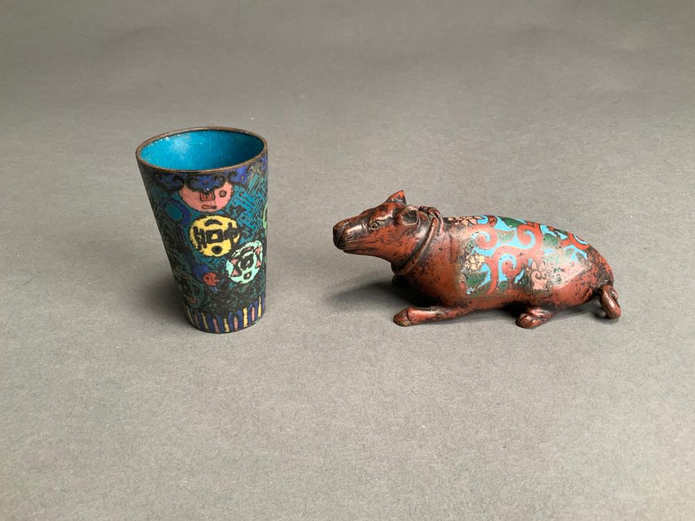 CHINESE CLOISONNE RAT AND CUPChinese 32d7d5