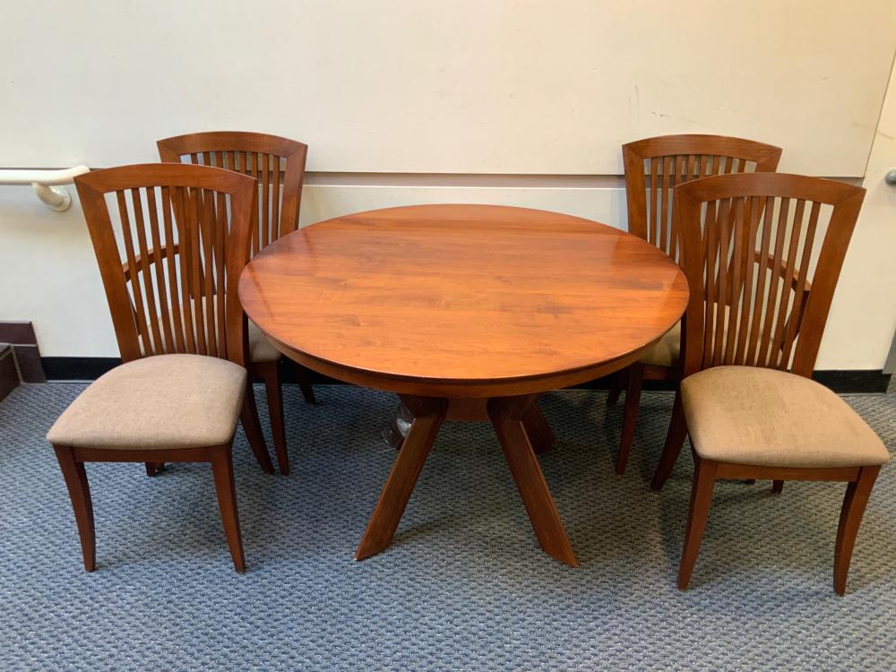 MODERN SALOOM STAINED CHERRY ROUND BREAKFAST