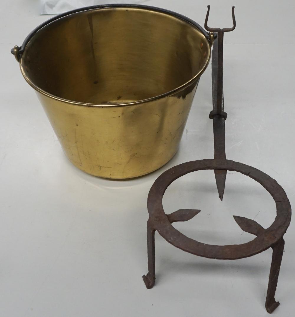 BRASS BAIL HANDLE BUCKET AND IRON 32d85a