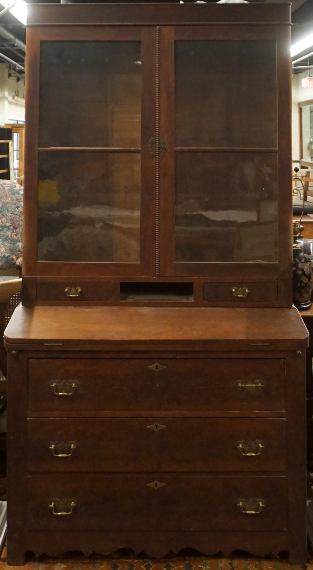 VICTORIAN MAHOGANY SECRETARY BOOKCASE  32d869