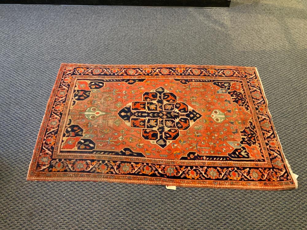 FERREGHAN SAROUK RUG 6 FT 3 IN 32d8c6