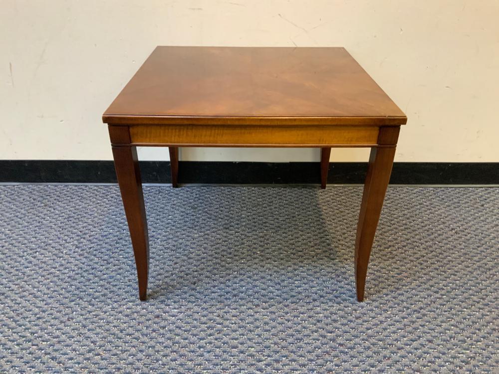 HICKORY MAHOGANY SQUARE SIDE TABLE 32d944