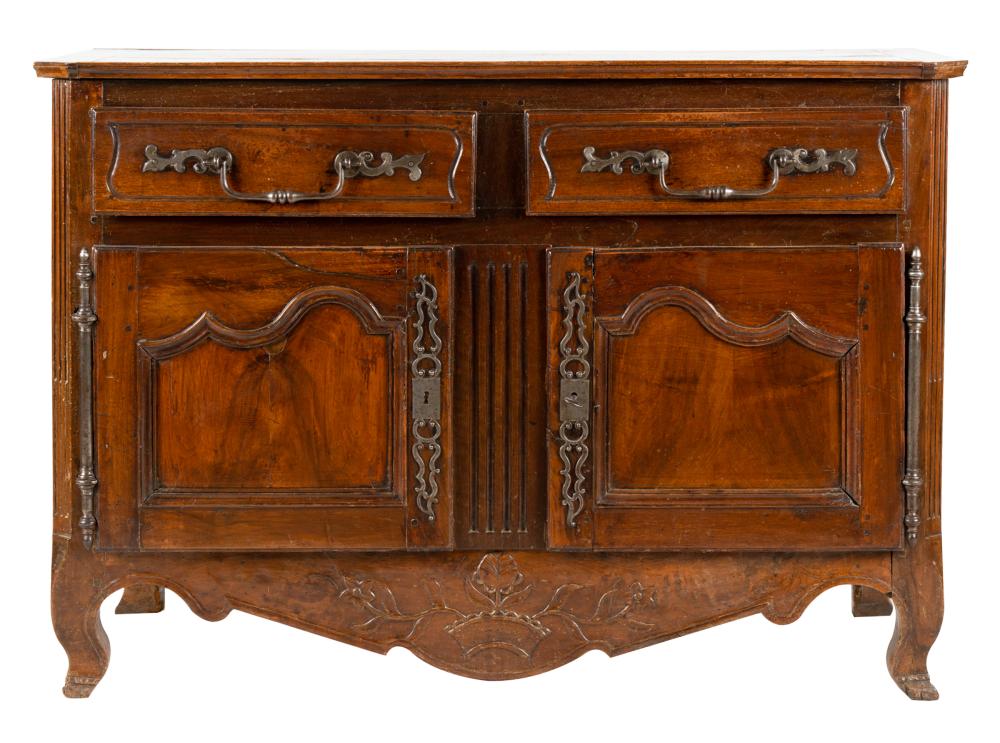 FRENCH PROVINCIAL WALNUT SIDE CABINET18th 32db38