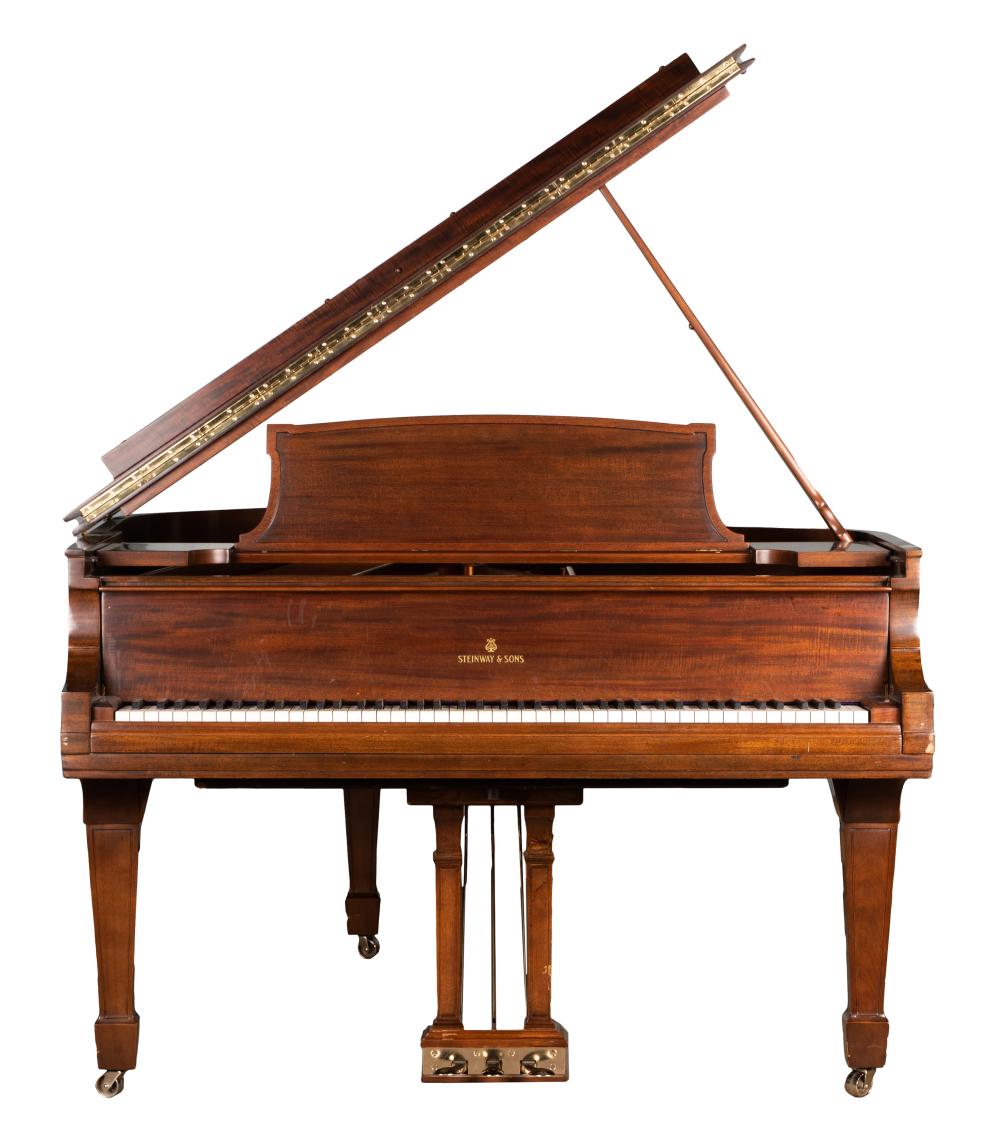 STEINWAY SONS GRAND PIANO MODEL 32db70