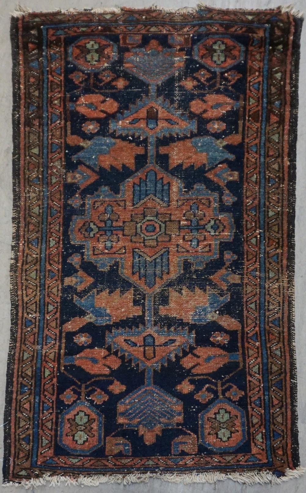 LILLIHAN RUG 2 FT 2 IN X 3 FT 32dc5a