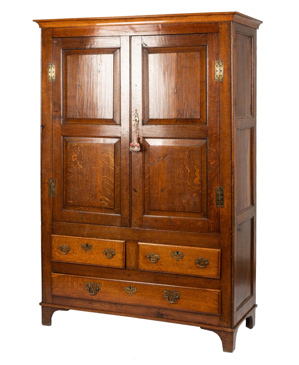 ENGLISH OAK LINEN PRESS19th century  32dce5