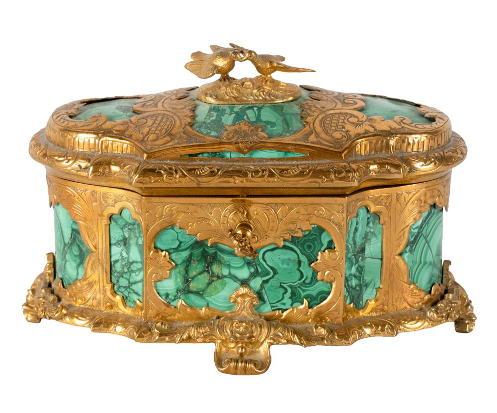 GILT METAL MOUNTED MALACHITE BOXunmarked  32dce9