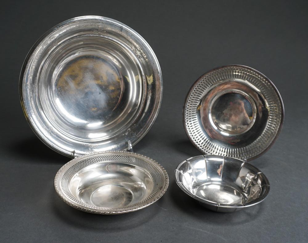 FOUR AMERICAN STERLING SILVER BOWLS  32ddeb