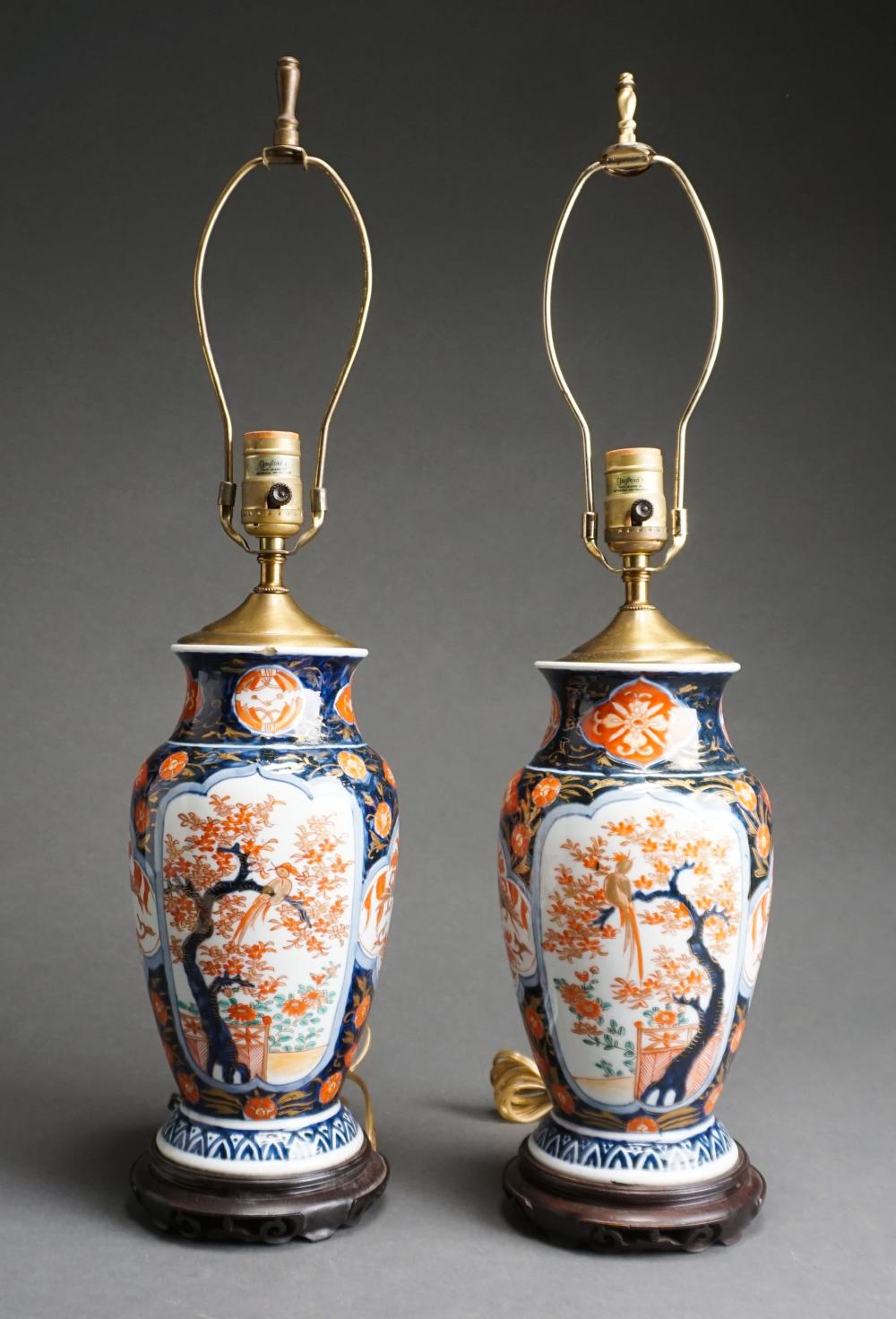 PAIR IMARI VASES MOUNTED AS LAMPS  32de6a