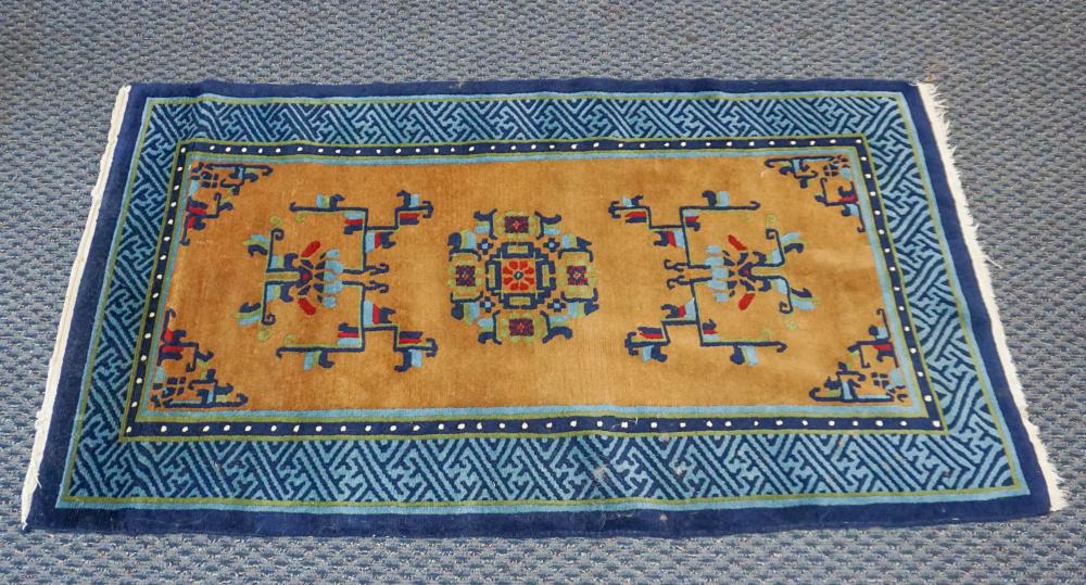 CHINESE NICHOLS RUG, 5 FT 4 IN