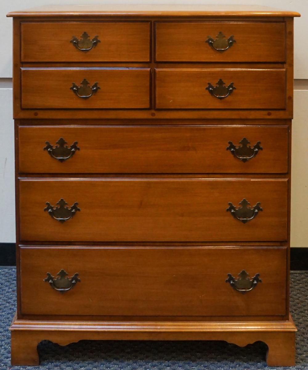 CHIPPENDALE STYLE CHERRY CHEST 32def4