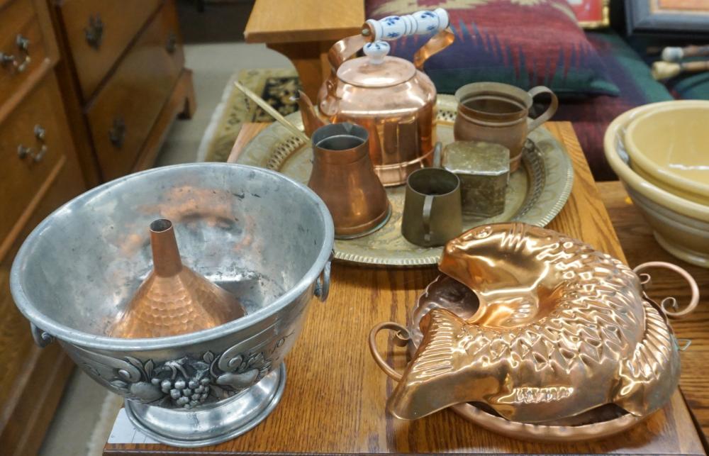 GROUP OF ASSORTED BRONZE AND COPPER