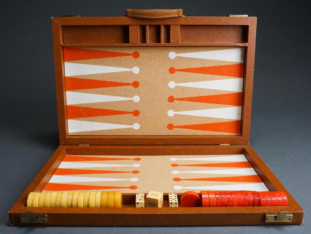 CATALIN BAKELITE BACKGAMMON SET 32df07