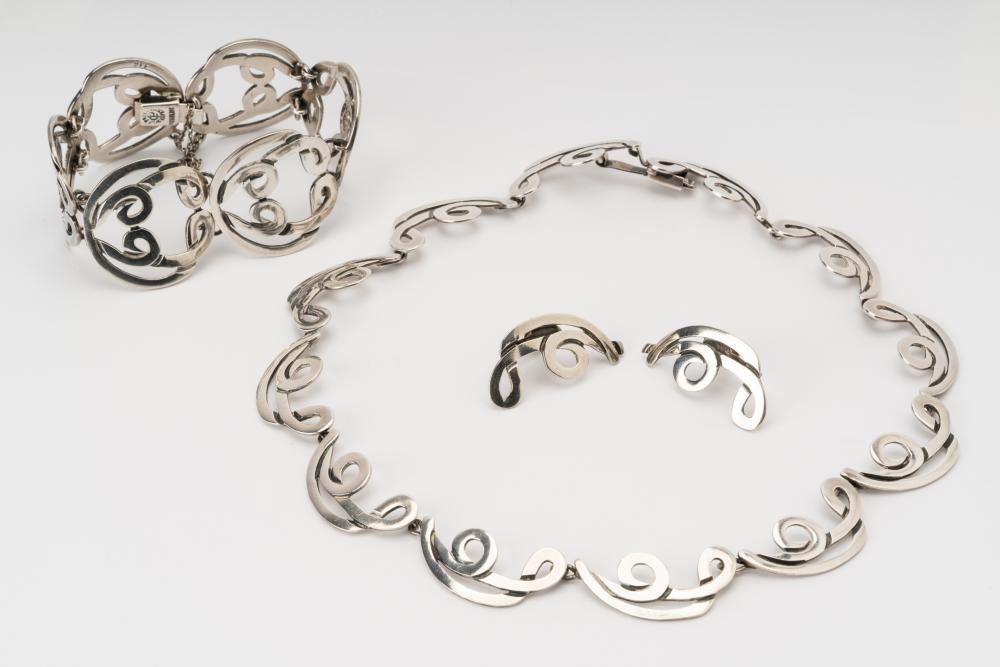 MEXICAN STERLING JEWELRY SUITEIncluding