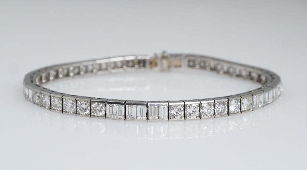 CARTIER PLATINUM AND DIAMOND LINE