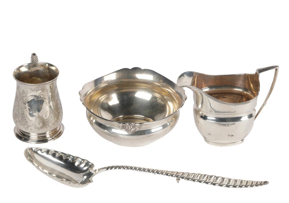 FOUR ASSORTED STERLING PIECEScomprising 3306bc