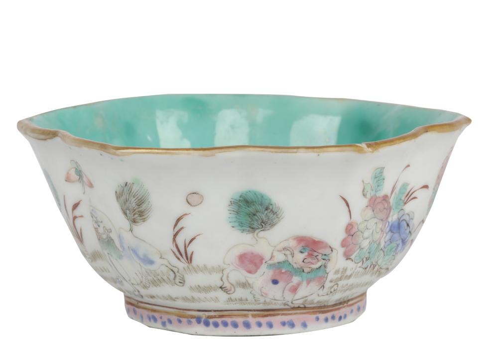 CHINESE GLAZED PORCELAIN BOWLsigned  3306e9