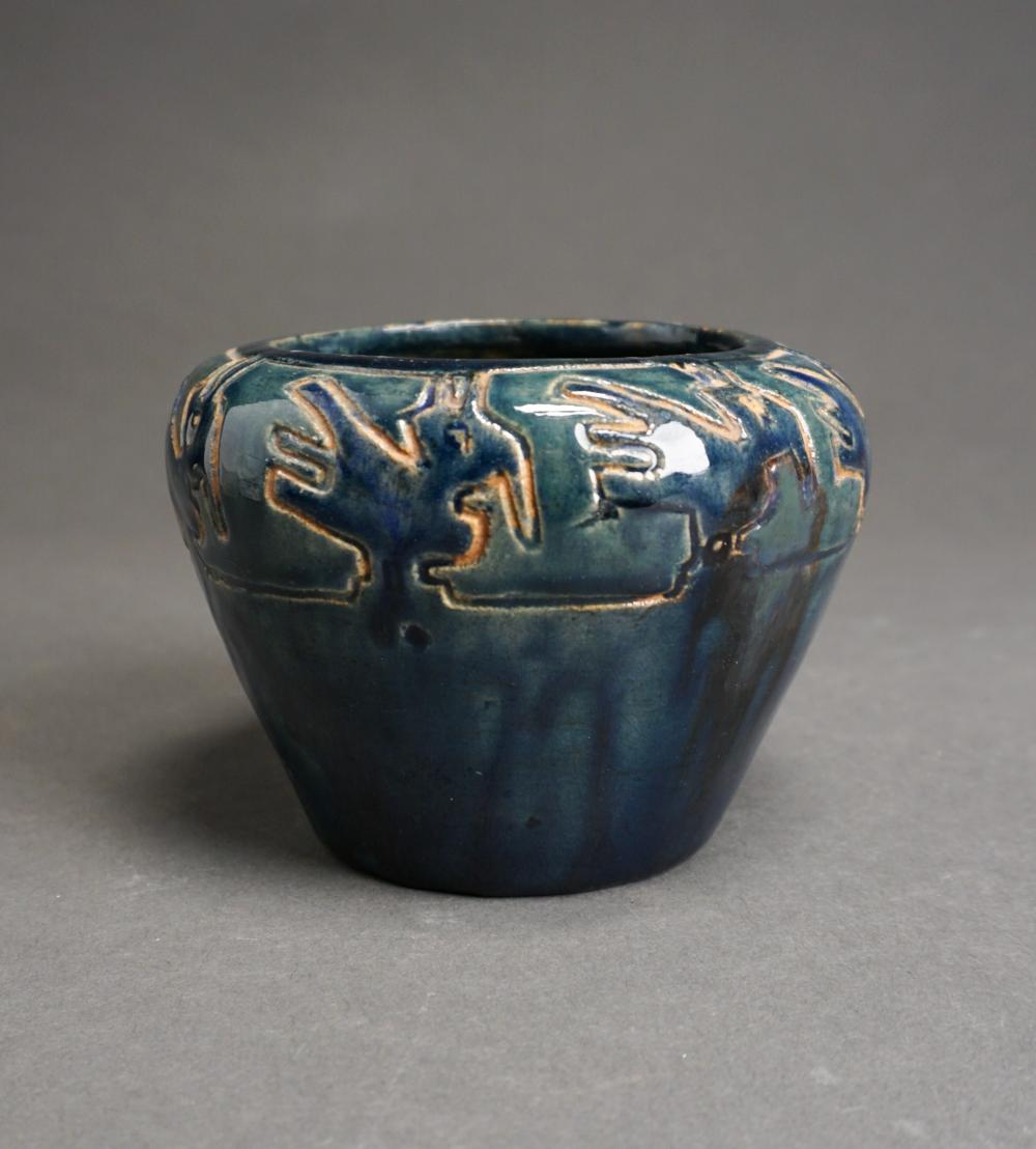 ATTRIBUTED TO NEWCOMB POTTERY GLAZED 3307b6