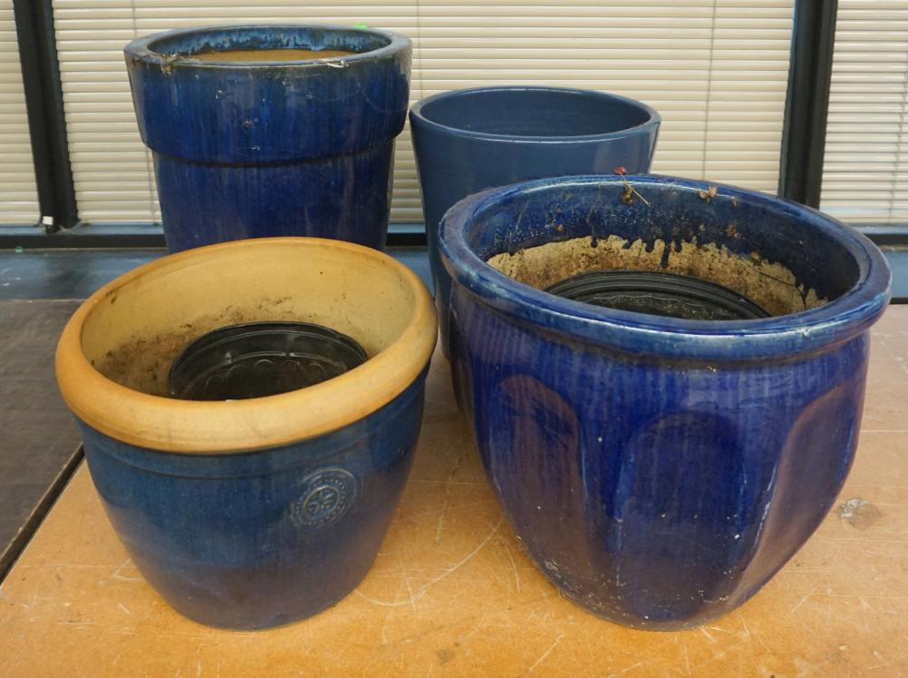 FOUR CONTEMPORARY BLUE GLAZED POTTERY