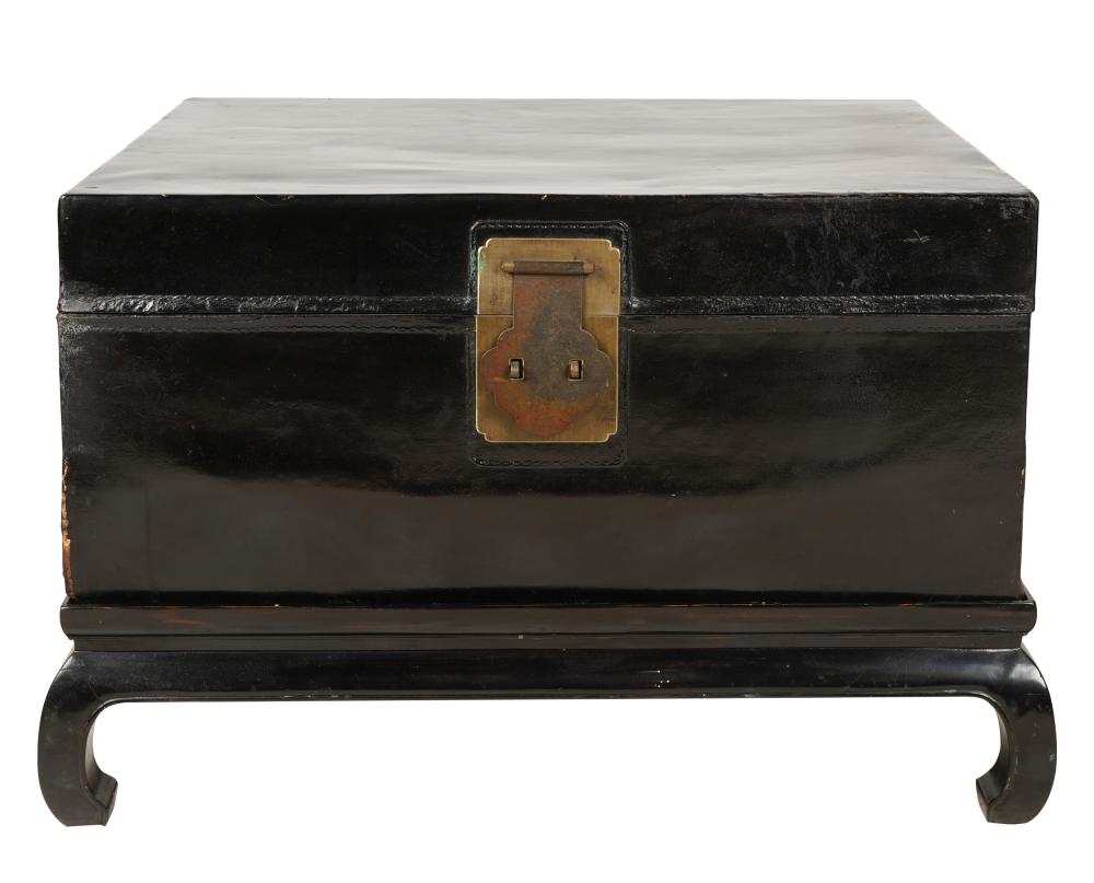 CHINESE LACQUERED TRUNK ON STANDbrass