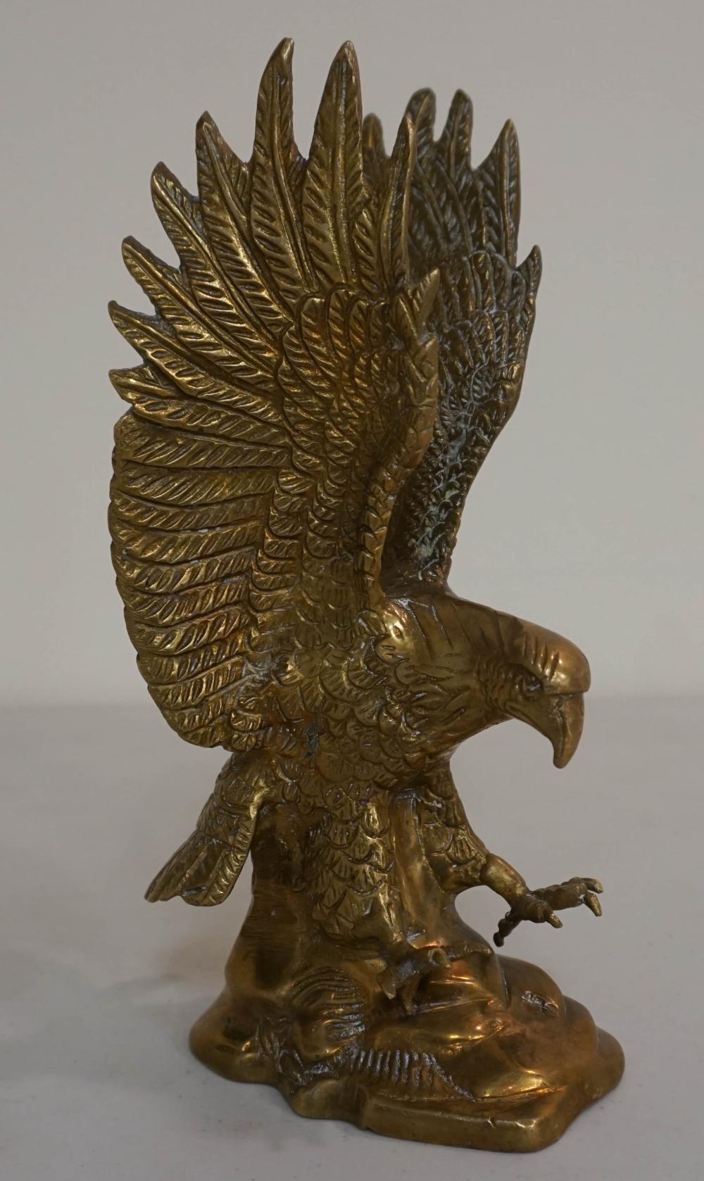 BRONZE FIGURE OF EAGLE IN FLIGHT  330ae9