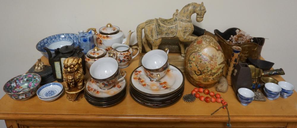 COLLECTION OF JAPANESE PORCELAIN,