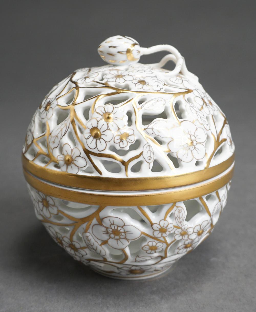 HEREND PORCELAIN PIERCED POTPOURRI 330dab