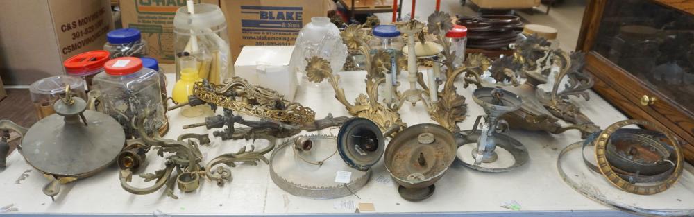 COLLECTION OF BRASS AND OTHER CHANDELIER 330e93