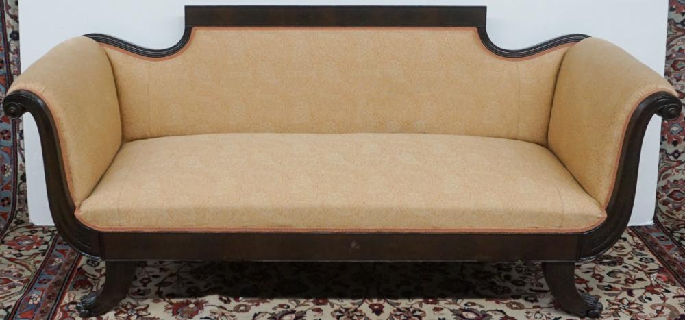 CLASSICAL STYLE MAHOGANY AND UPHOLSTERED 330ef5